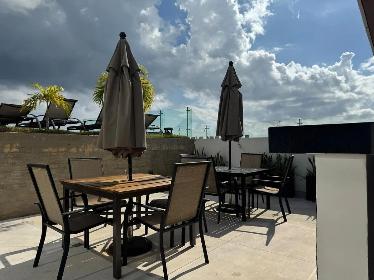 Comfy One Bedroom Near The Beach And 5Th Ave Playa del Carmen 0*,  Mexikó